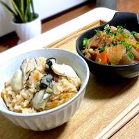 牡蠣飯ともつ煮こみ