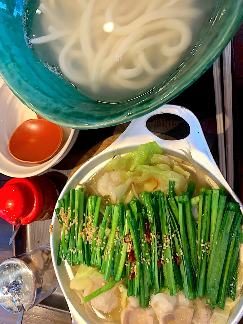 Snapdishの料理写真:鈴庵のモツ煮込みうどん|yucc@さん