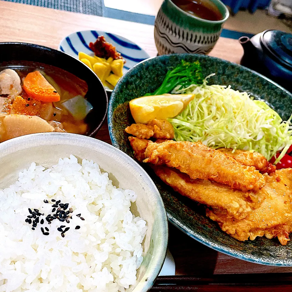 今夜は衣の中はしっとりやわらか　鶏むね肉の"とり天定食"🍗　九州大分の名物グルメ😋|Sの食卓さん