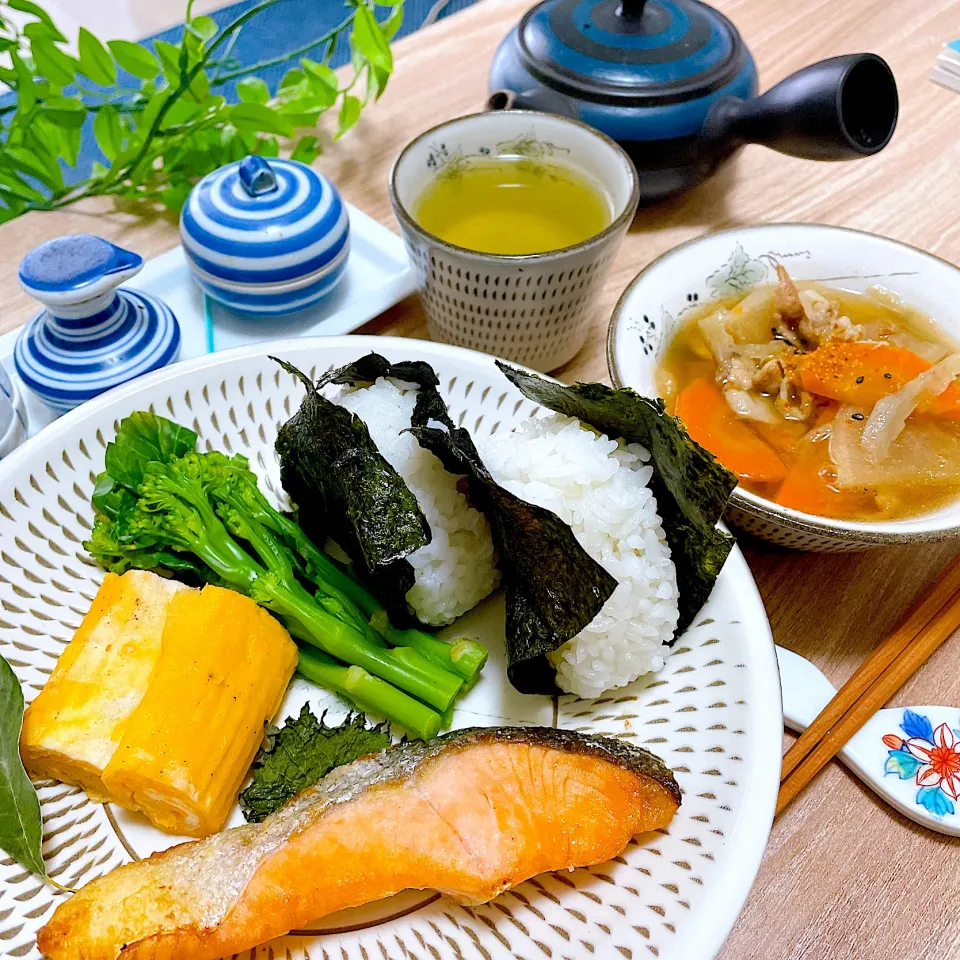 日本の朝ごはん🍙🍵|Sの食卓さん