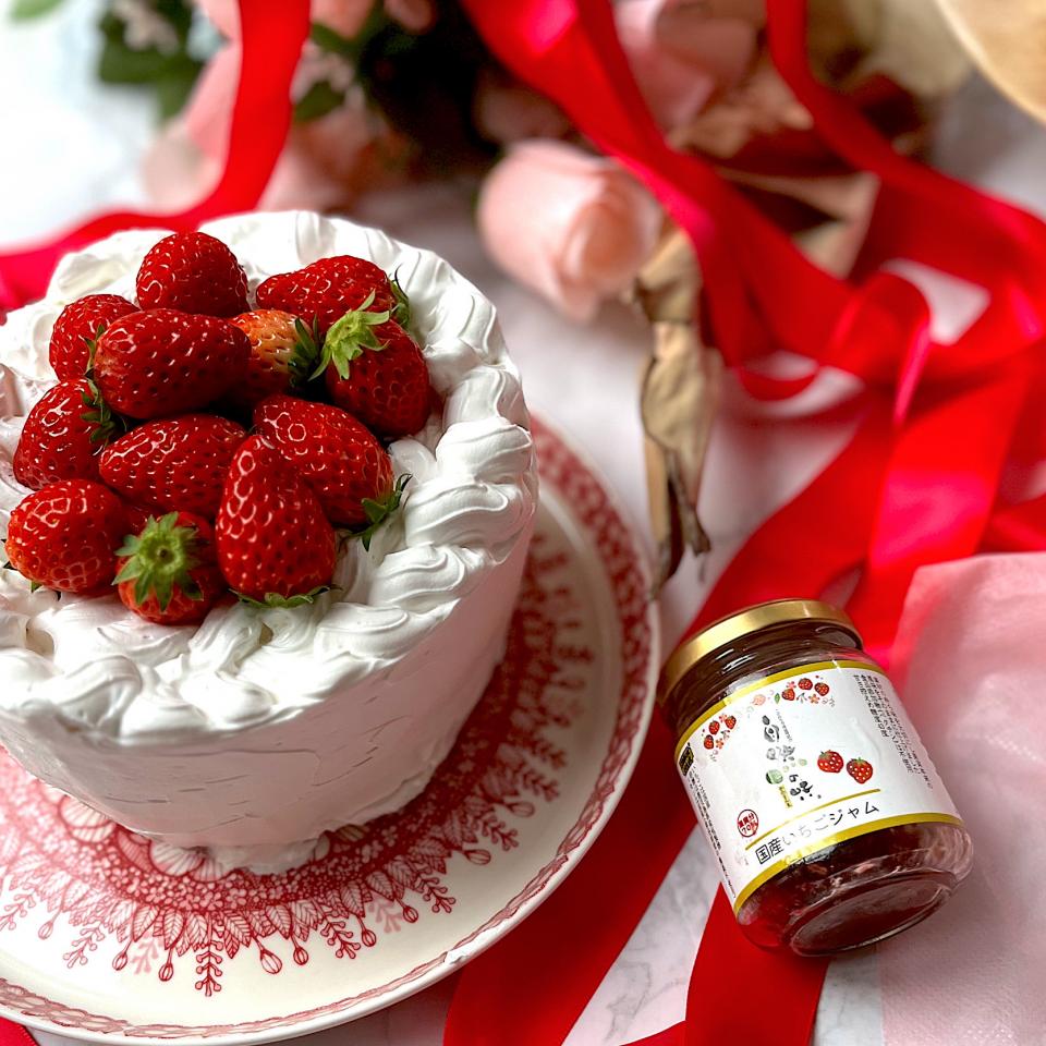 誕生日ケーキ
