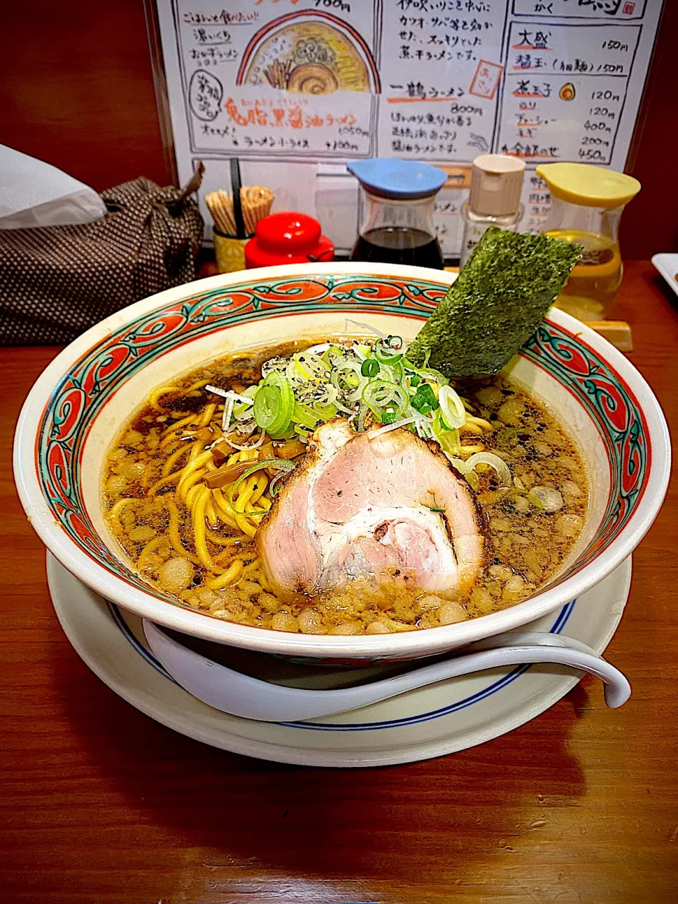 背脂黒醤油ラーメン|髙野泰朋さん