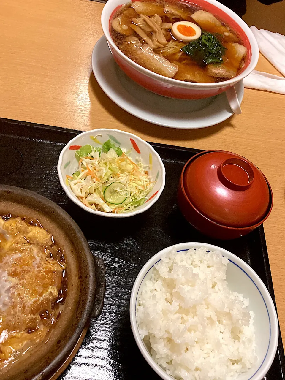 #ヒレカツ重 #うま煮ラーメン|𝕜𝕪𝟙𝟘𝟚𝟘𝟙𝟠さん