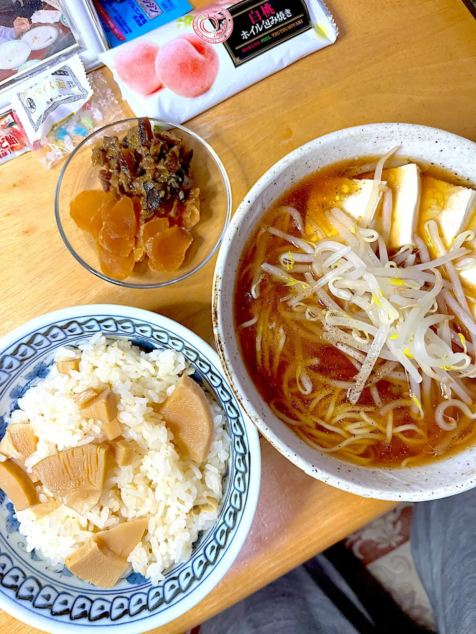 Snapdishの料理写真:昔ながらのラーメン&筍ご飯|Makokoさん