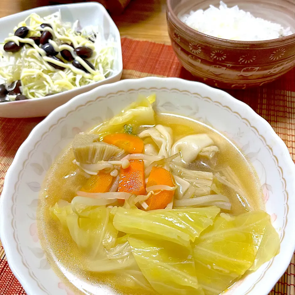 2023/03/27 カレー風味餃子キャベツ鍋(風)、黒豆サラダ|kykyさん