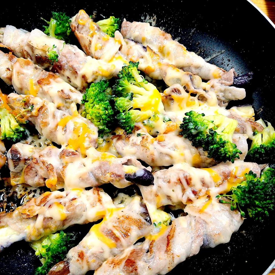 茄子の肉巻き🍆🍆
フライパンでど～～んと食卓へ🤭