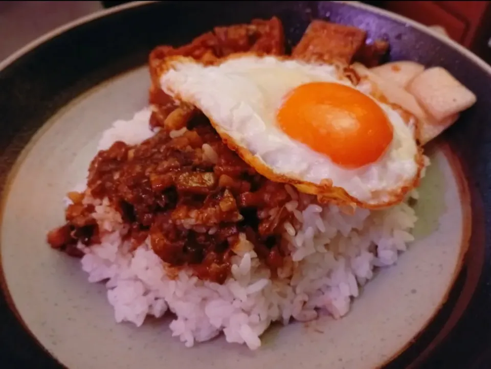 魯肉飯|ケンケンさん