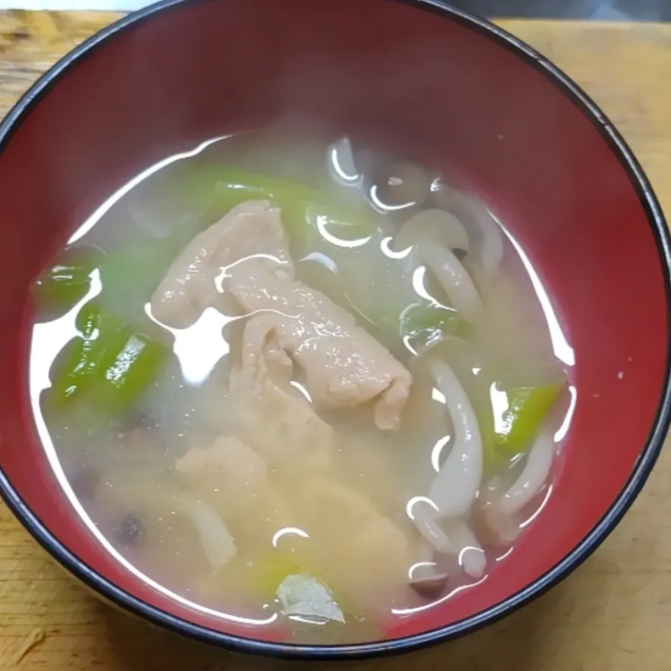 大豆のお肉スライス入り味噌汁|わかさん