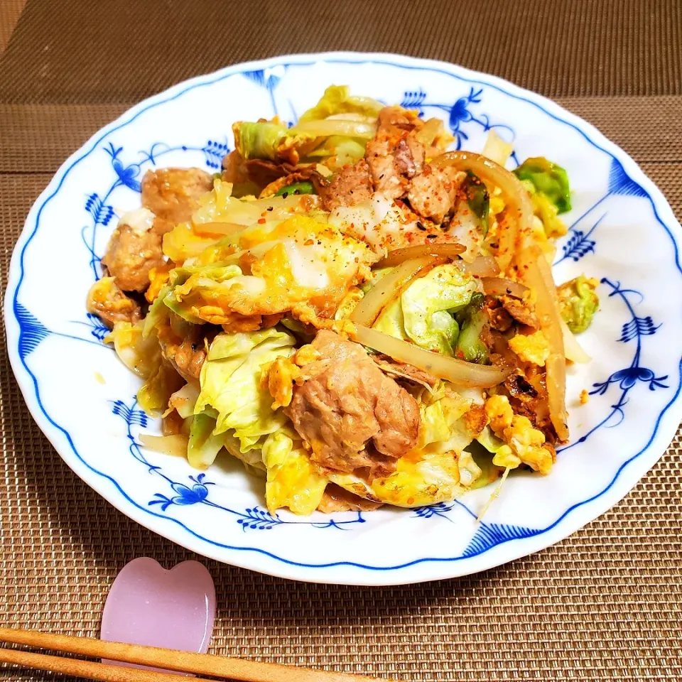 大豆のお肉とキャベツの卵とじ|桜実さん