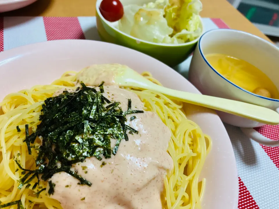 Snapdishの料理写真:【麺はもちろん大盛り】明太子スパゲティー|飛鳥さん