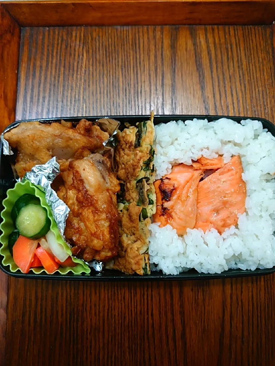 なんだかいっつも同じだなー弁当|to coさん