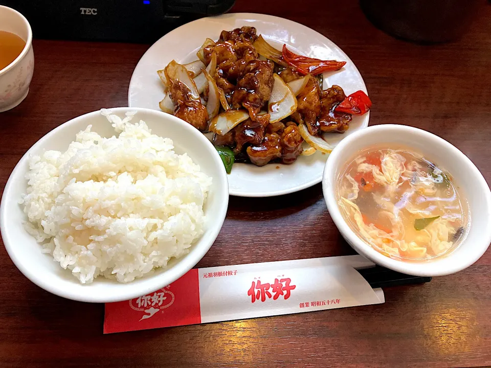 鶏肉の黒酢炒め定食|しのぶさん