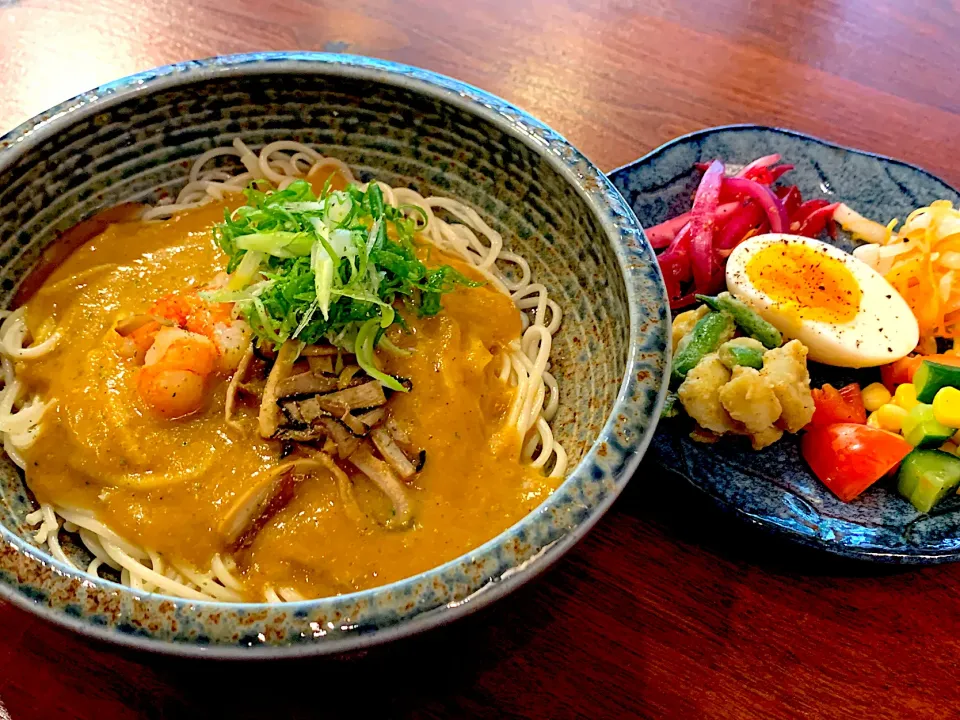 Snapdishの料理写真:エビ入りスパイス出汁カレーまぜめん|半田手延べそうめんの店 阿波や壱兆さん