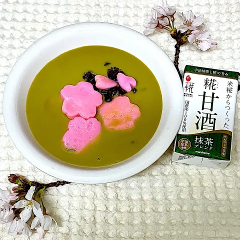 「プラス糀 糀甘酒 LL 抹茶ブレンド」を使ってみたSnapdishの料理・レシピ写真:麹甘酒抹茶ブレンドで桜しるこ