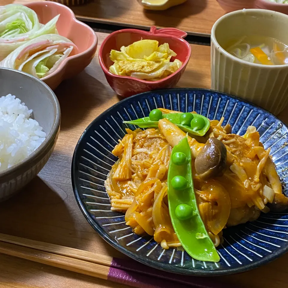 高野豆腐で満足感up!煮込みハンバーグ|ちぐあささん