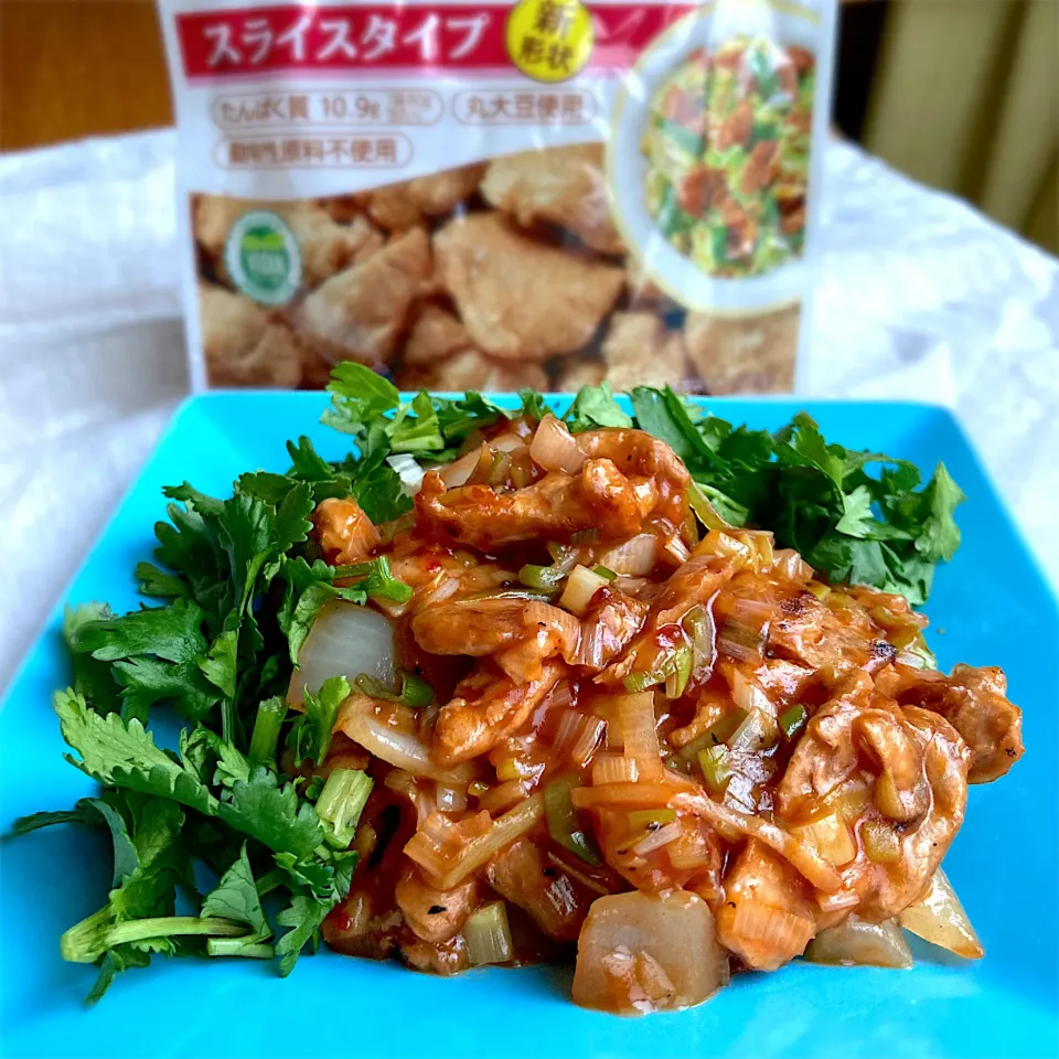 Snapdishの料理写真:大豆のお肉のスイチリ炒め|むぎこさん