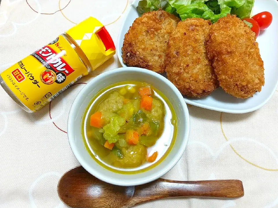 🥣春キャベツと肉だんごのカレースープ|tomoさん