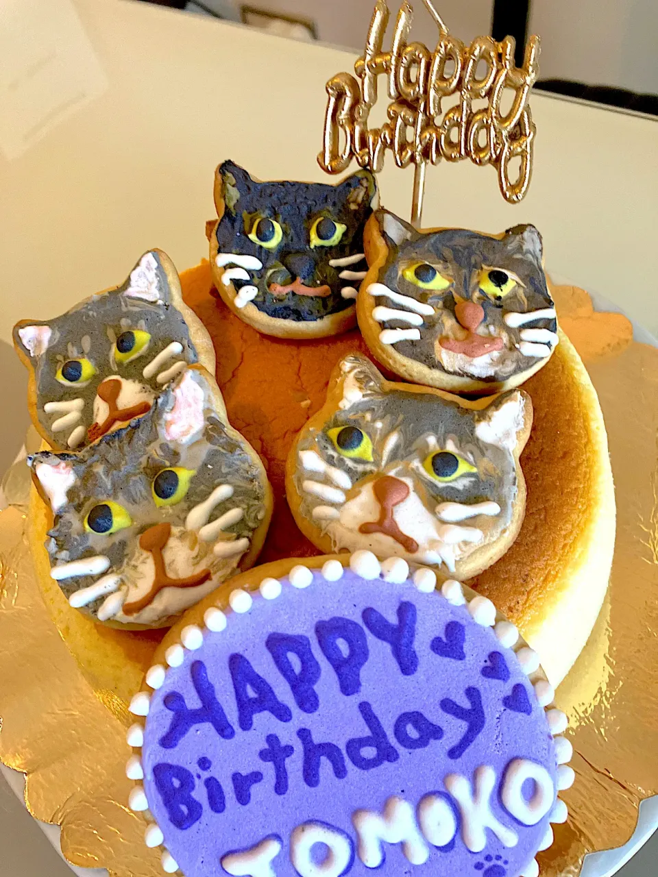 多頭飼い朋子さんのお誕生日チーズケーキ|akikoさん