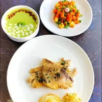 •Potage St. Germaine
•Fillet of pomfret Meuniere
•Petit pois ala Flammande
•Dutchesse potatoes|Shubhamさん