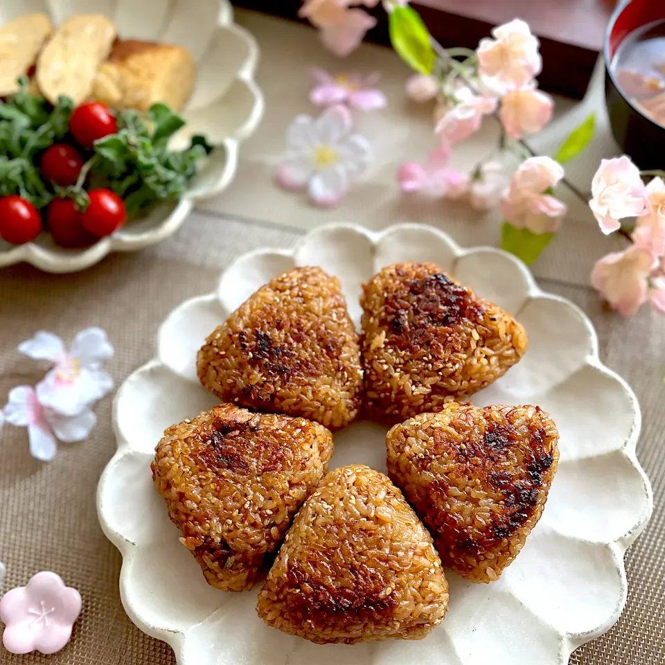 だしご飯で焼きおにぎり|マーブルさん