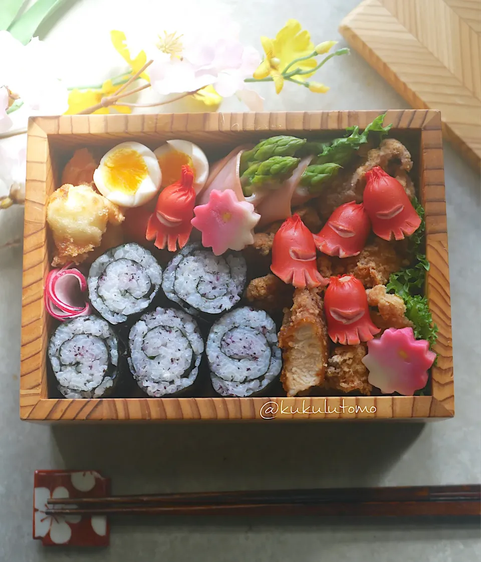 ピクニック🌸弁当🌸|kukulutomo ❁𓎪 ⡱𓎩‎𐩢𐩺𓎪 ⡱さん