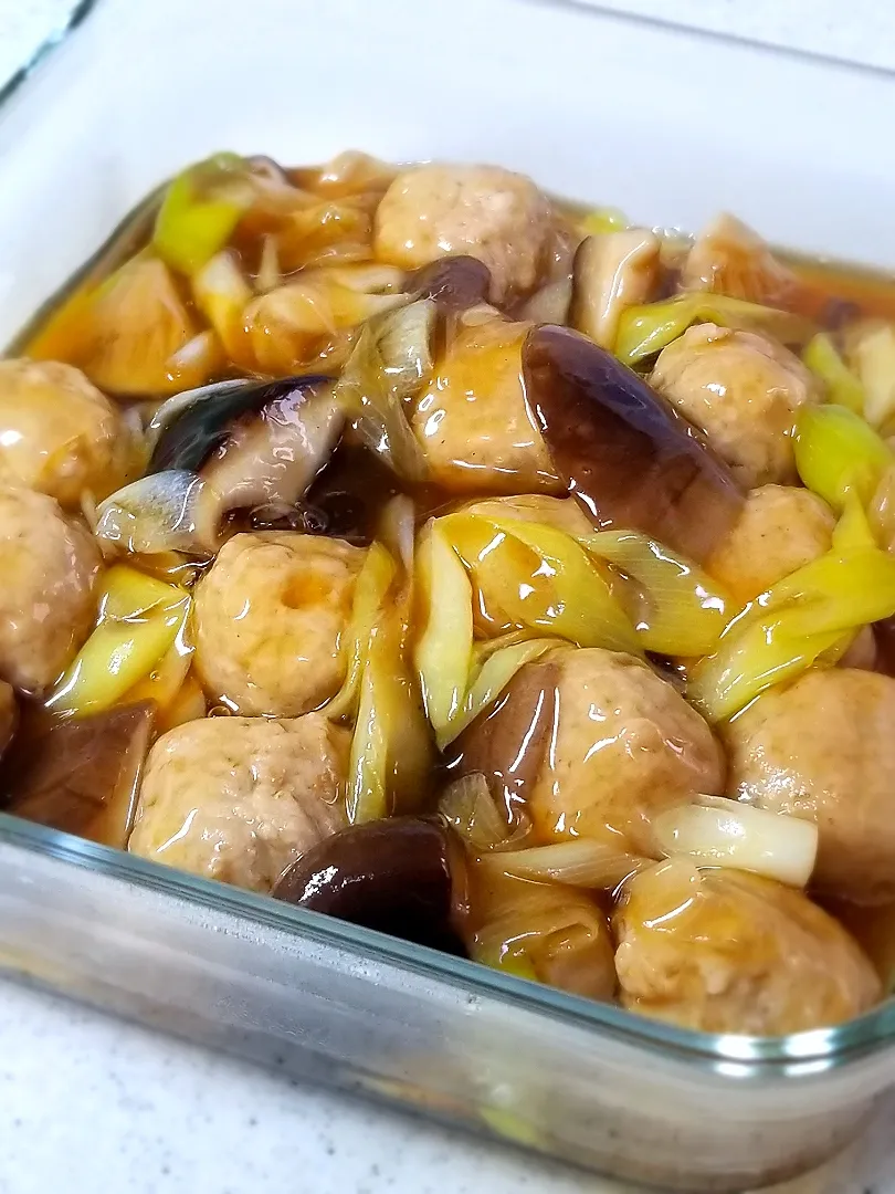 鶏団子としいたけの中華煮|ぱんだのままんさん