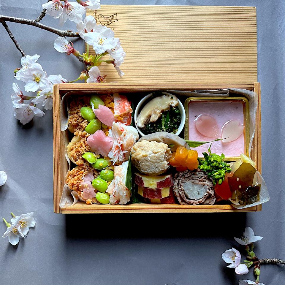 オープン稲荷寿司