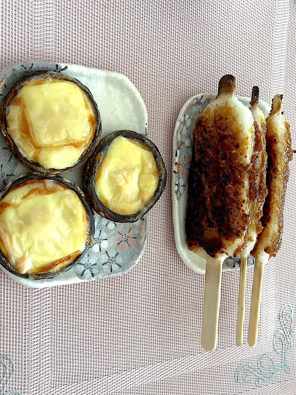 椎茸のチーズ焼き&さくら五平の五平餅で♪3人おやつTime ~(^^)❤︎|いつくしみちゃんさん