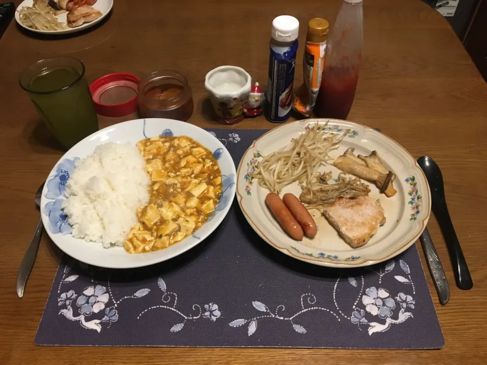 Snapdishの料理写真:麻婆豆腐ライス、各種ソテー(夕飯)|enarinさん