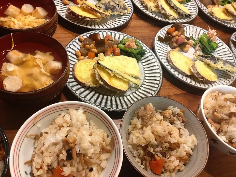 Snapdishの料理写真:混ぜご飯、天ぷら、五目豆、雪菜ひたし、かき玉すまし汁|m aさん