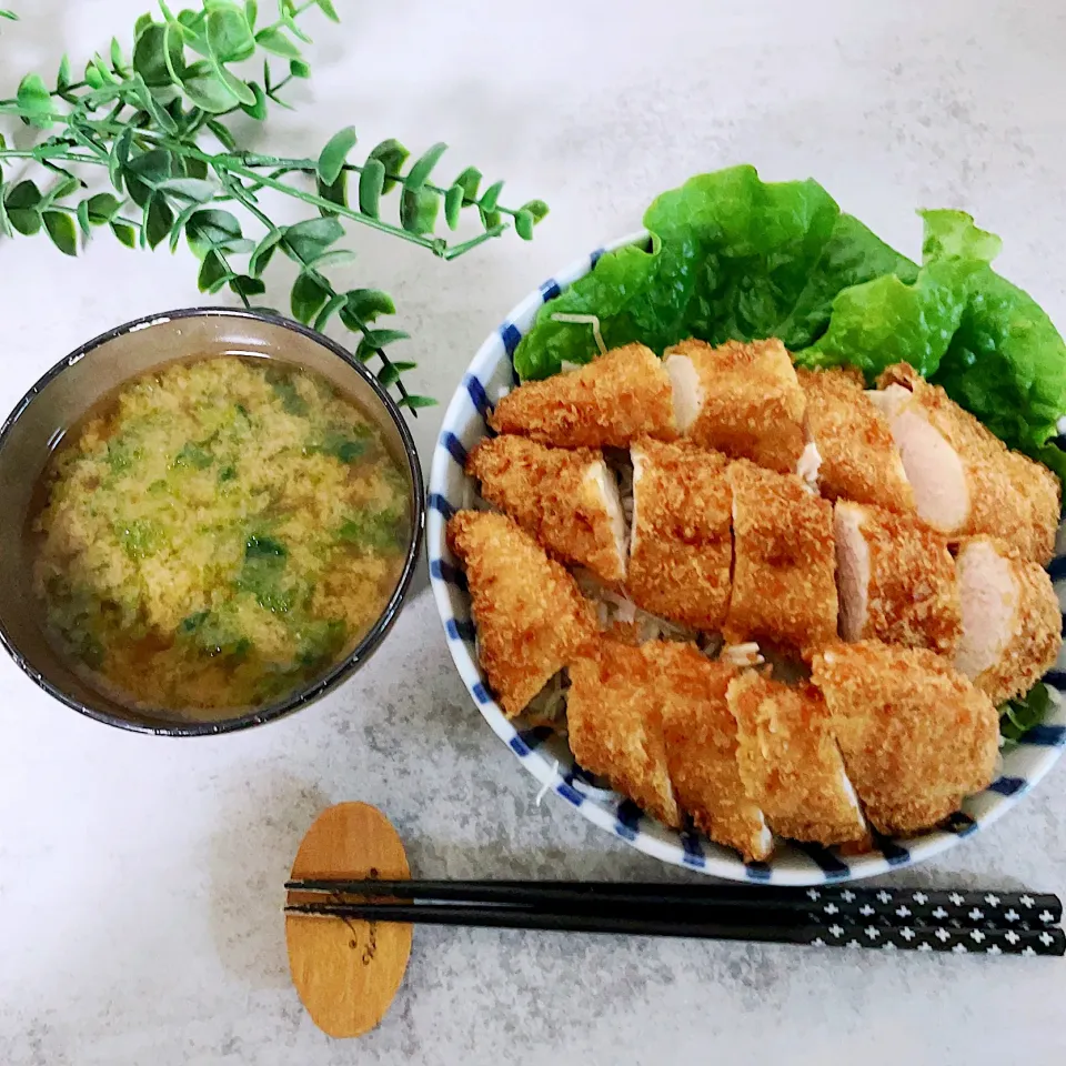 ササミカツ丼|オーロラさん