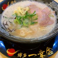 博多　一幸舎　ラーメン🍜