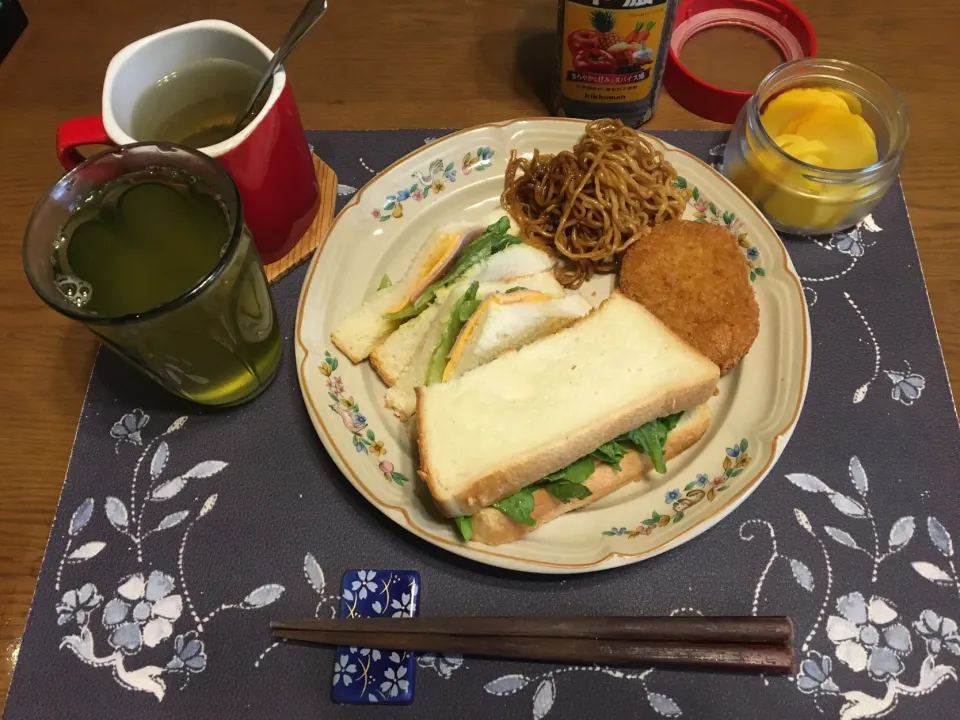 サンドイッチ(昼飯)|enarinさん