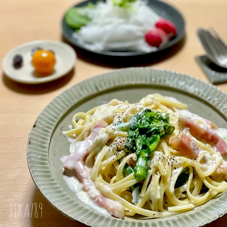 ちょっとほろ苦 ベーコンと菜の花のクリームパスタ|FIKA789さん