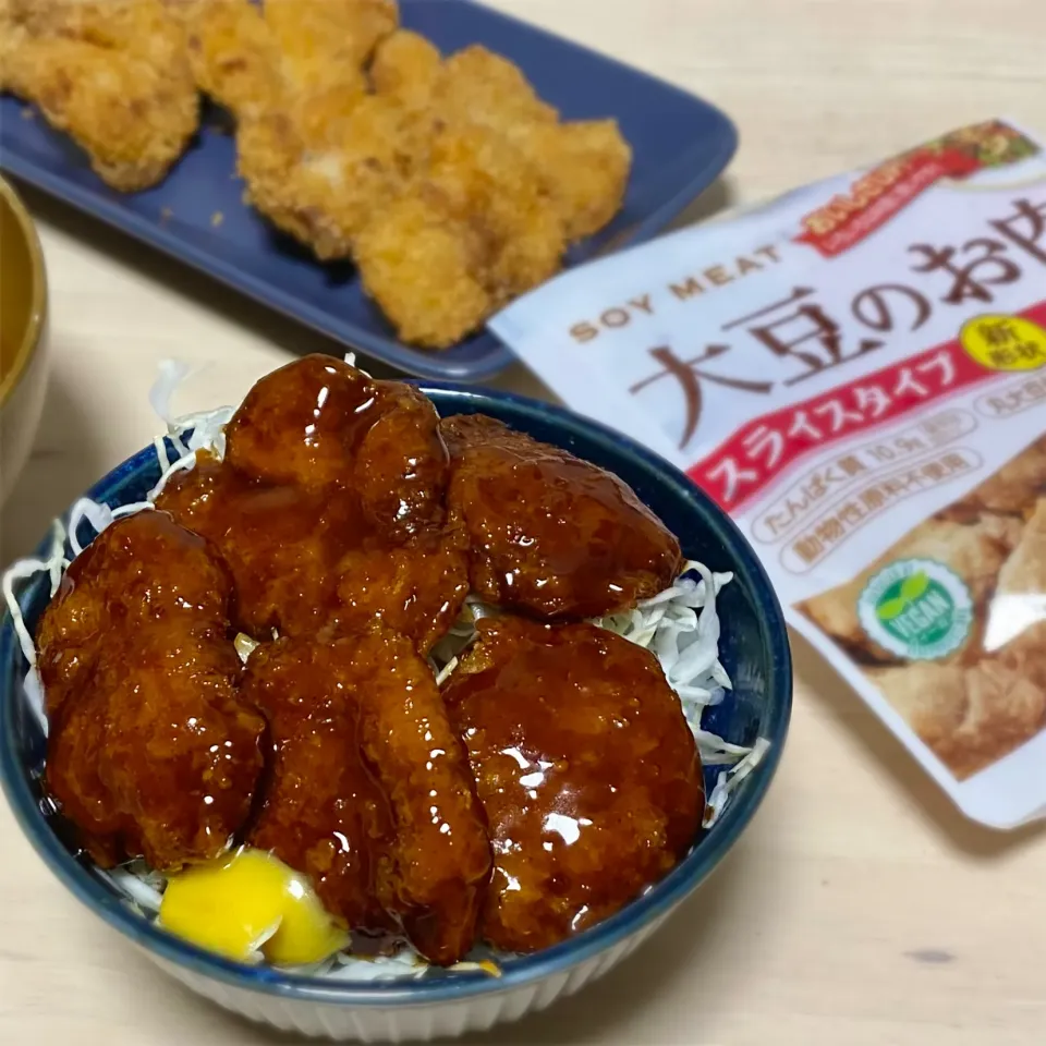 大豆のお肉でソースカツ丼|ふぅちゃんさん