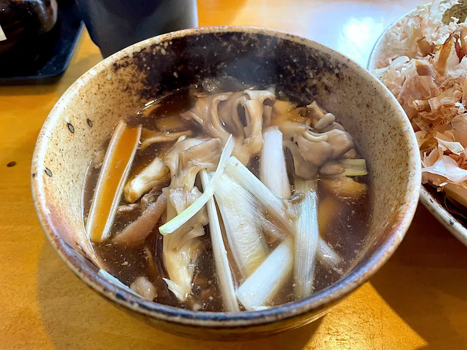 舞茸肉汁うどんつけ汁|とみさんさん