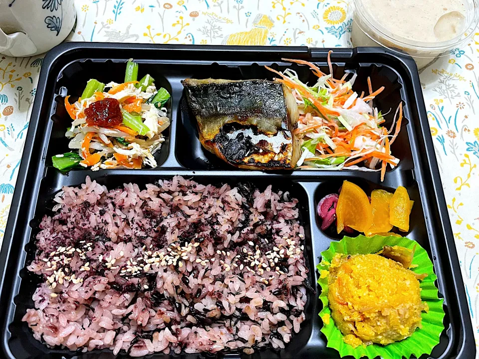 こんどう弁当（鯖の一夜干し焼き）、本山自然薯とろろ汁|こいちさん