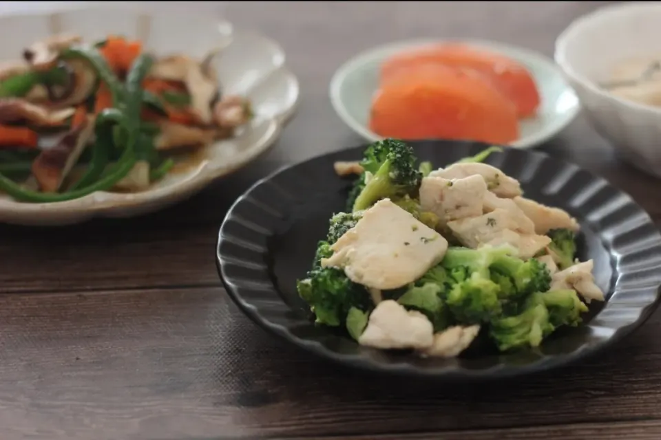 鶏胸肉のピーナッツバター炒め|ちいさなしあわせキッチンさん