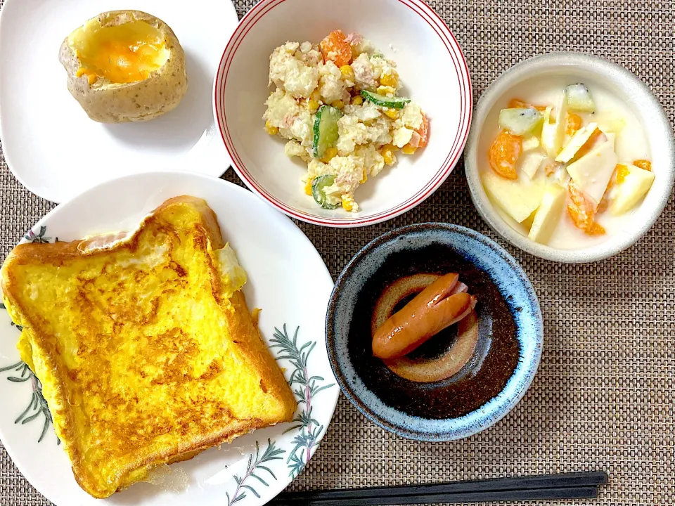 子ども作の朝ごはん♡|りんごさん