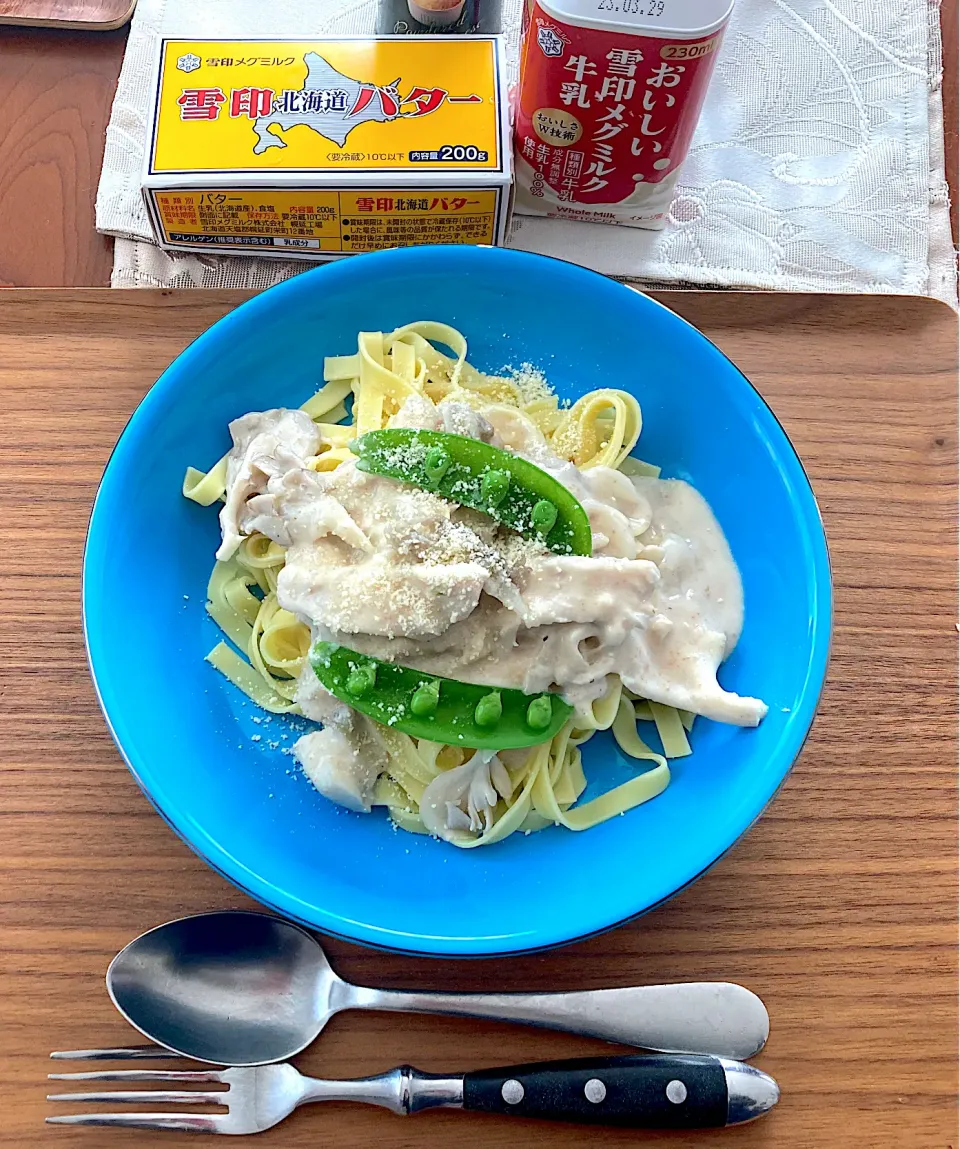 Snapdishの料理写真:チキンと舞茸のタラコクリームパスタ|ももさん