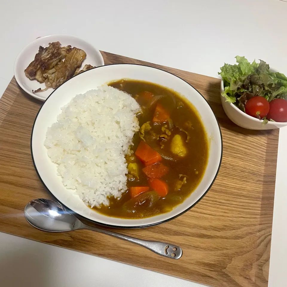 晩ご飯🍴カレーライス|🍑あゆみ🍑さん