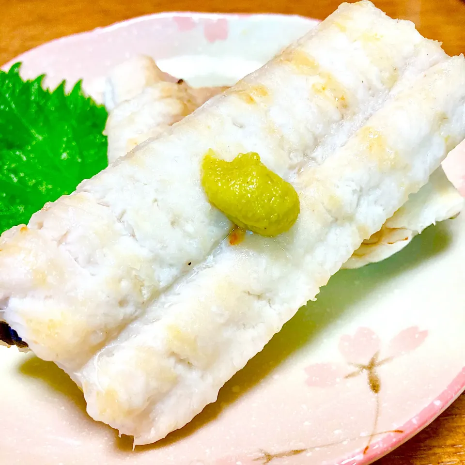 Snapdishの料理写真:穴子の白焼き🍀|まいりさん