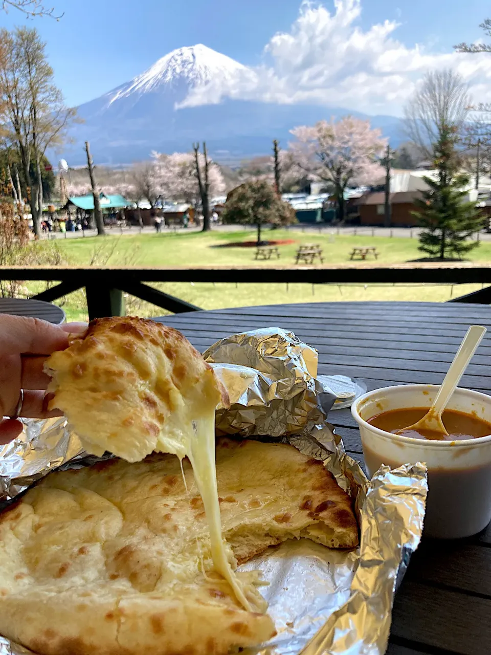 ＊絶景🗻🌸チーズナンカレー＊|＊抹茶＊さん