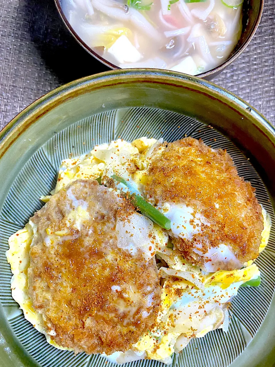 かつ丼|すくらんぶるえっぐさん