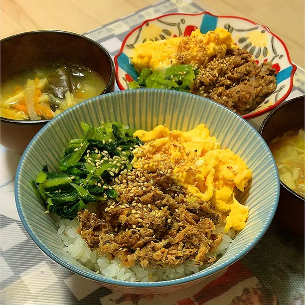 サバ缶で三色丼♬|panchiさん