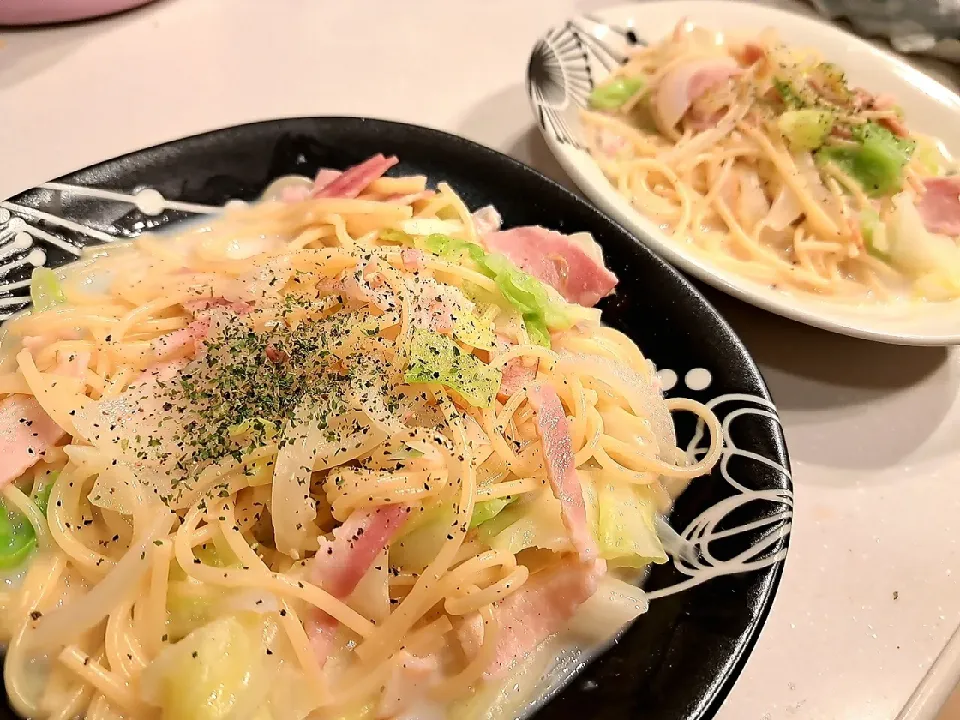 パスタ　きゃべつ玉ねぎベーコンのスープパスタ|Sacchinさん