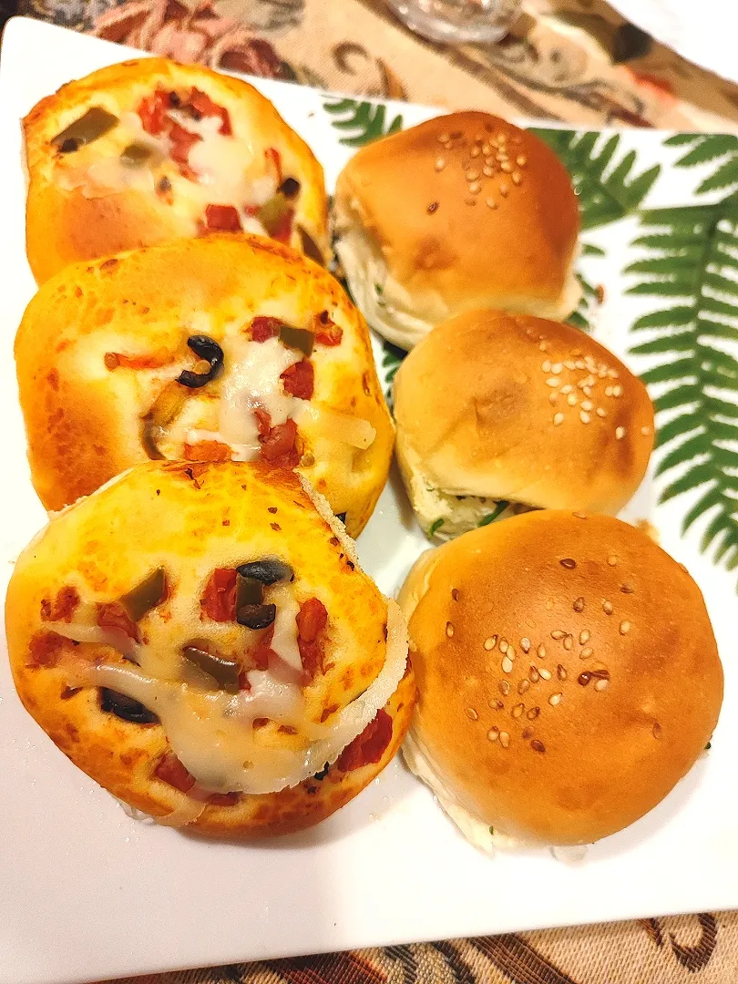 mini Feta Burgers and veg pizza|hinaさん