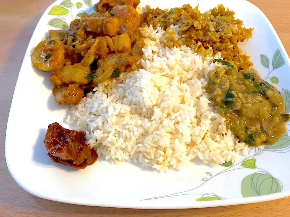 Ghee rice ,Dal,pork curry and cabbage thoran|blessedbubbleさん