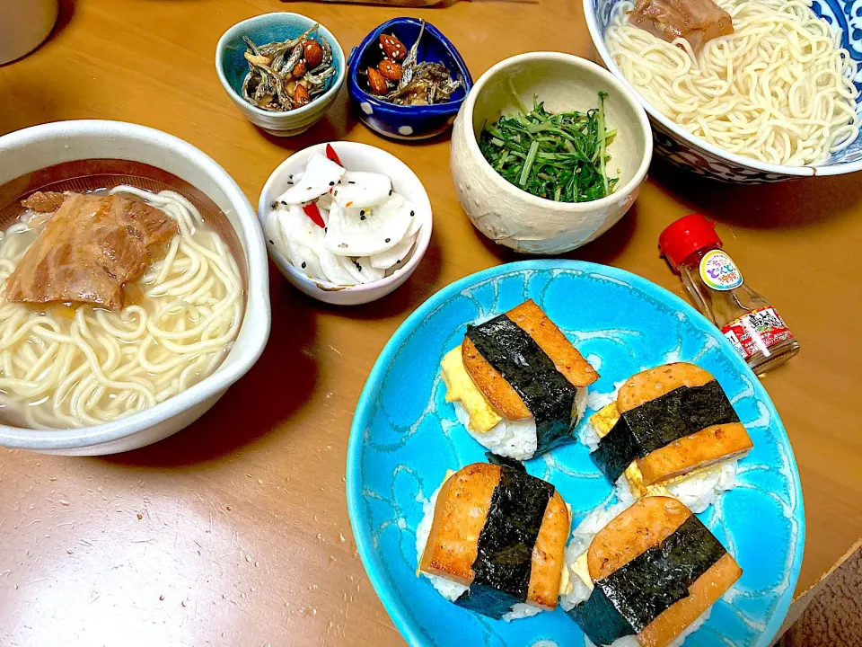 宮古島そば&スパムだしむすびで沖縄スペシャル😊|さくたえさん