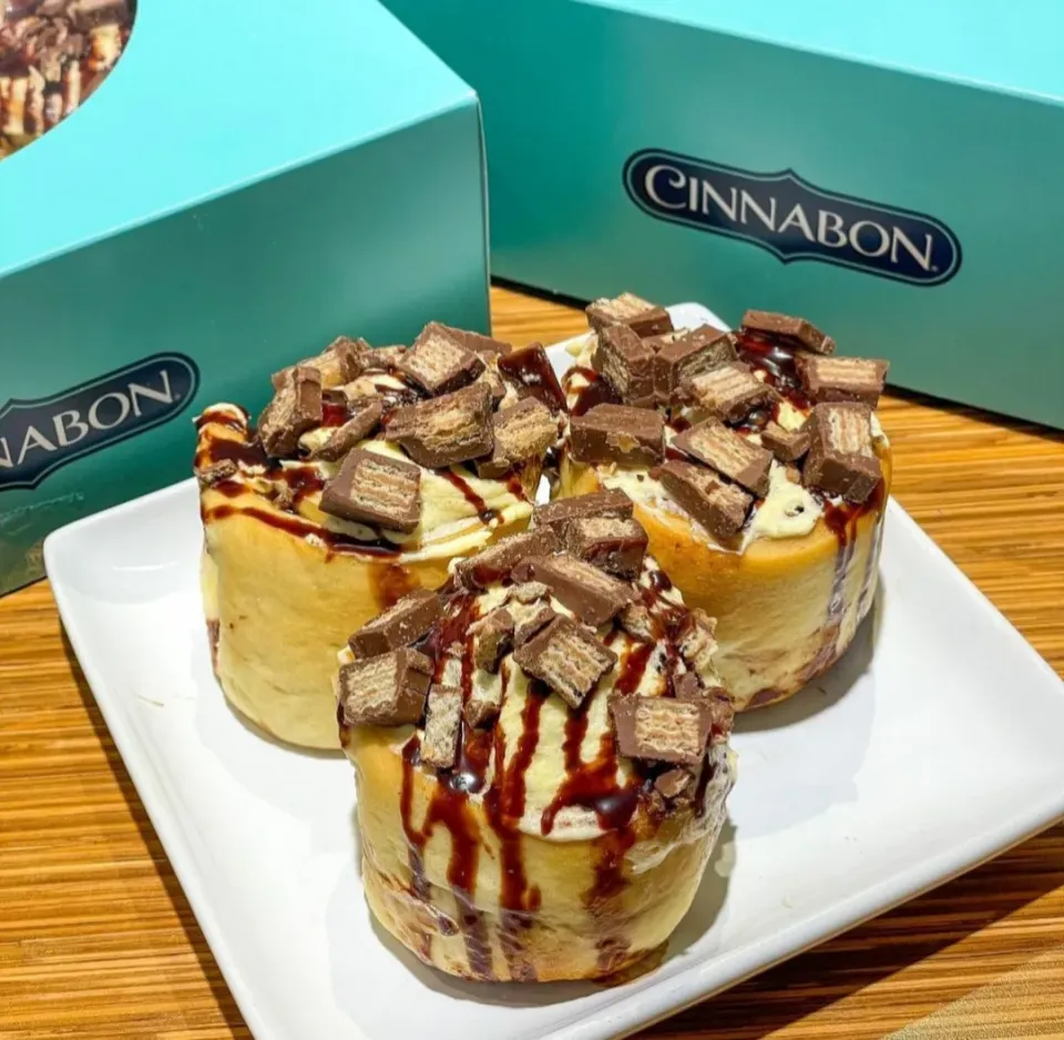 KitKat Chunky Cinnabon Rolls
...
...
Very Very Scrumptious 🥰🍫|An'leeさん